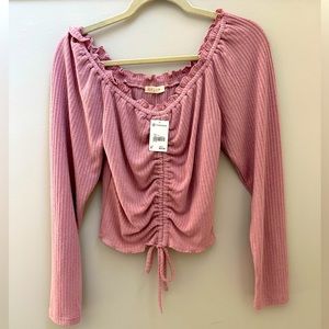 NWT elastic boatneck/off shoulder top in mauve size med